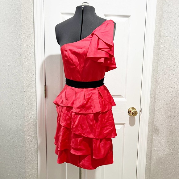 BCBG Maxazria Coral Passion Tiered Ruffle Mini Dress One Shoulder Size 2 NWT - Picture 1 of 9
